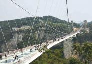 张家界大峡谷玻璃桥自驾游