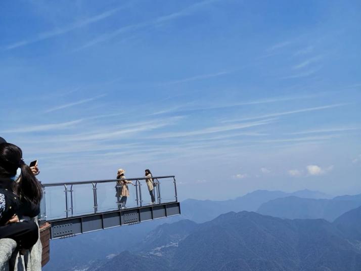 上饶三清山西海岸景区好玩吗