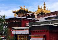 扎什伦布寺自驾游