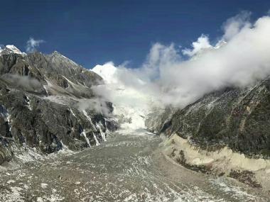 海螺沟自驾游