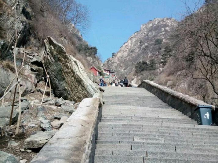 泰安泰山十八盘图片