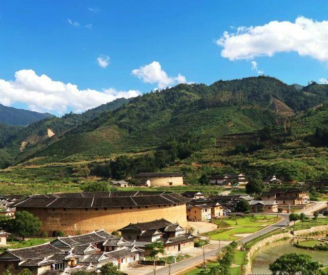 华安大地土楼群